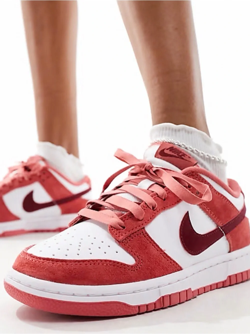 Nike DUNK LOW 'VALENTINE'S DAY 2024